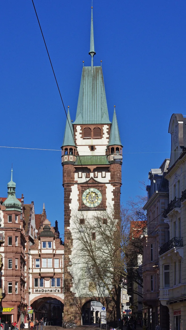 Das mittelalterliche Martinstor in der Innenstadt