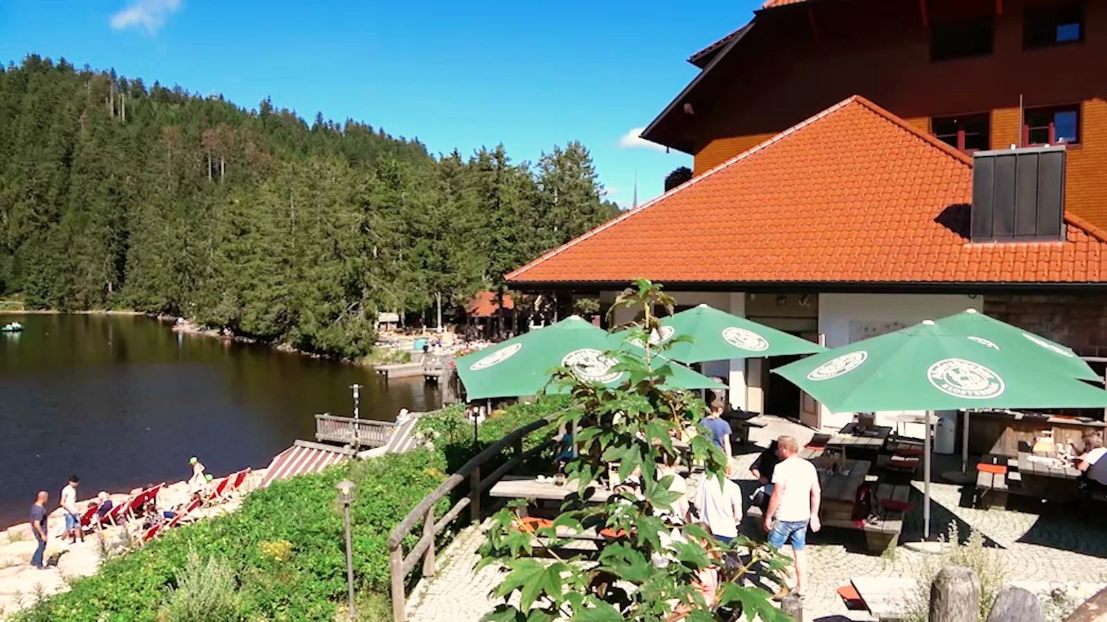 Sonnenterrasse am Mummelsee.