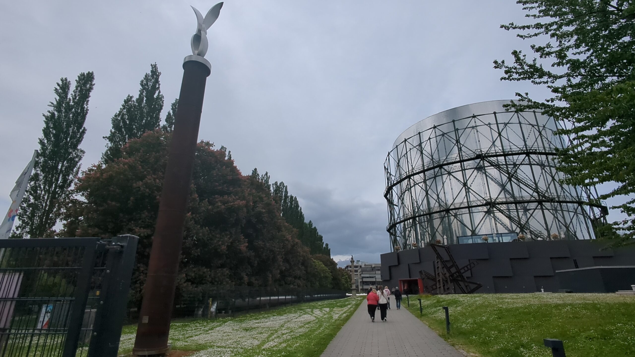 Gasometer Pforzheim von außen